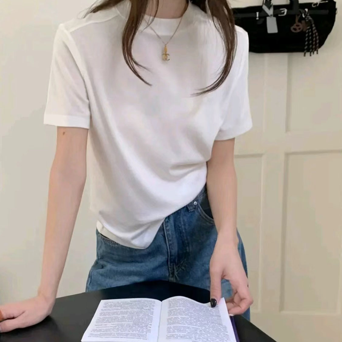 女士经典款夏季短袖
